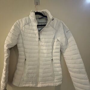 Columbia Women's Light Gray Puffer Jacket